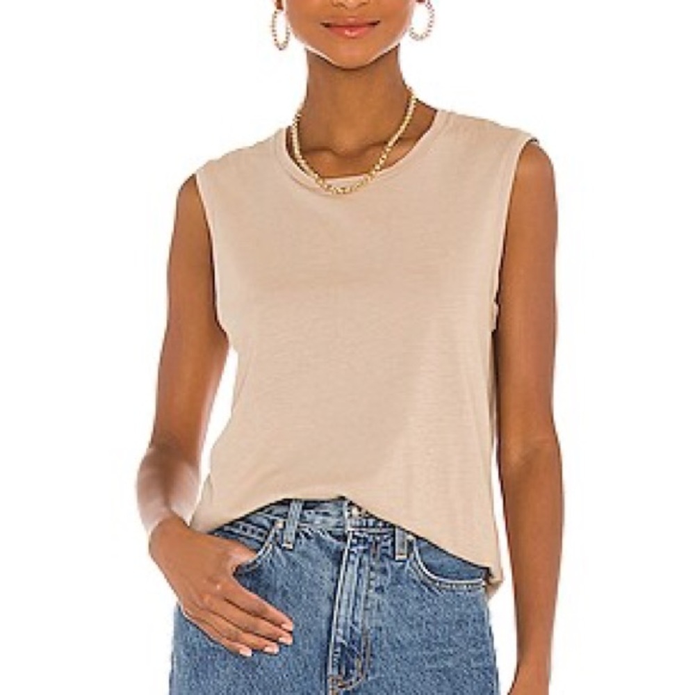 ✨ Nili Lotan Muscle Tee in Khaki ✨